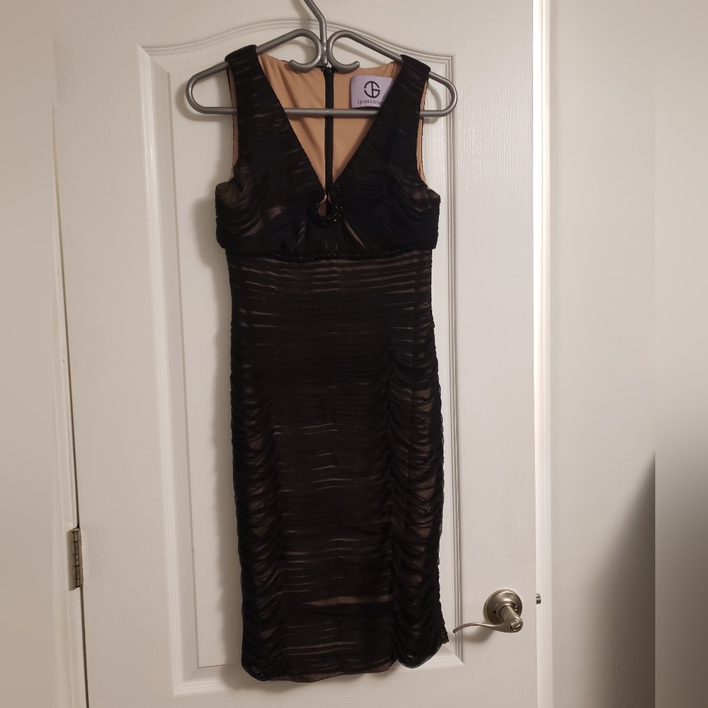 JS Collections Black and Tan Backless Dress